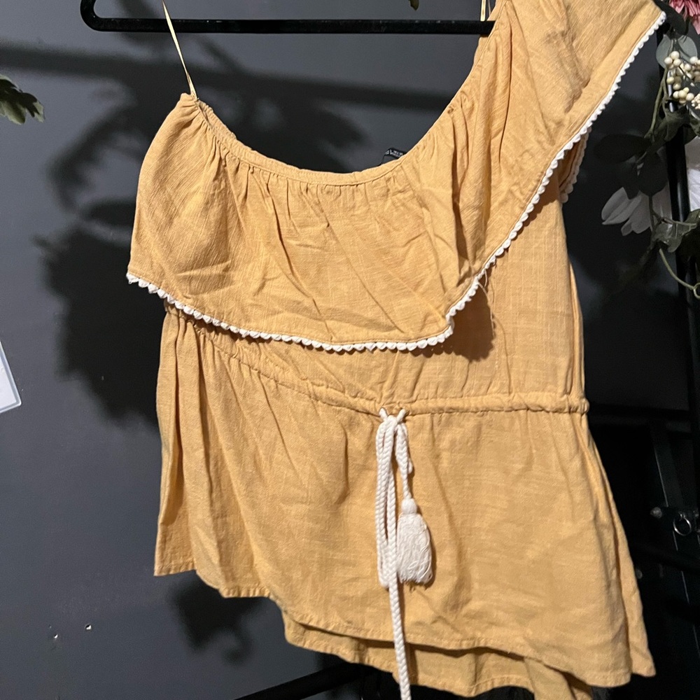 Zara | yellow, one shoulder top